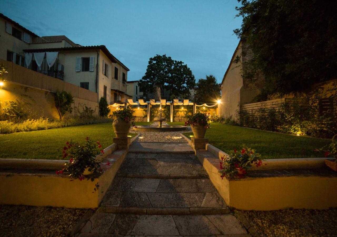 Lucus Exclusive Bed And Breakfast Lucca Exteriör bild